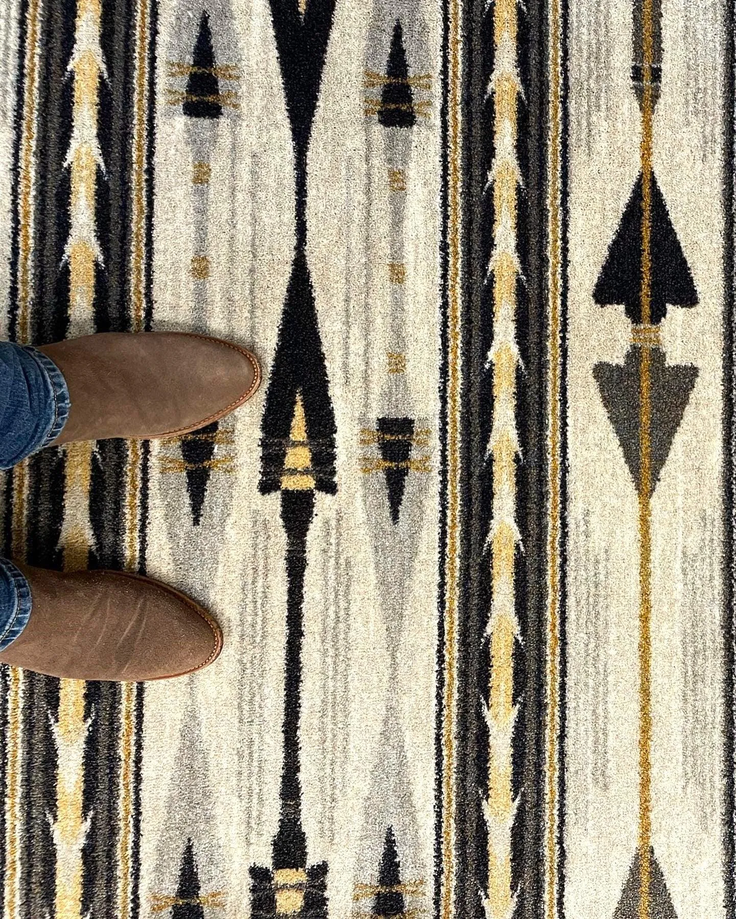 Arrows Pass Area Rugs