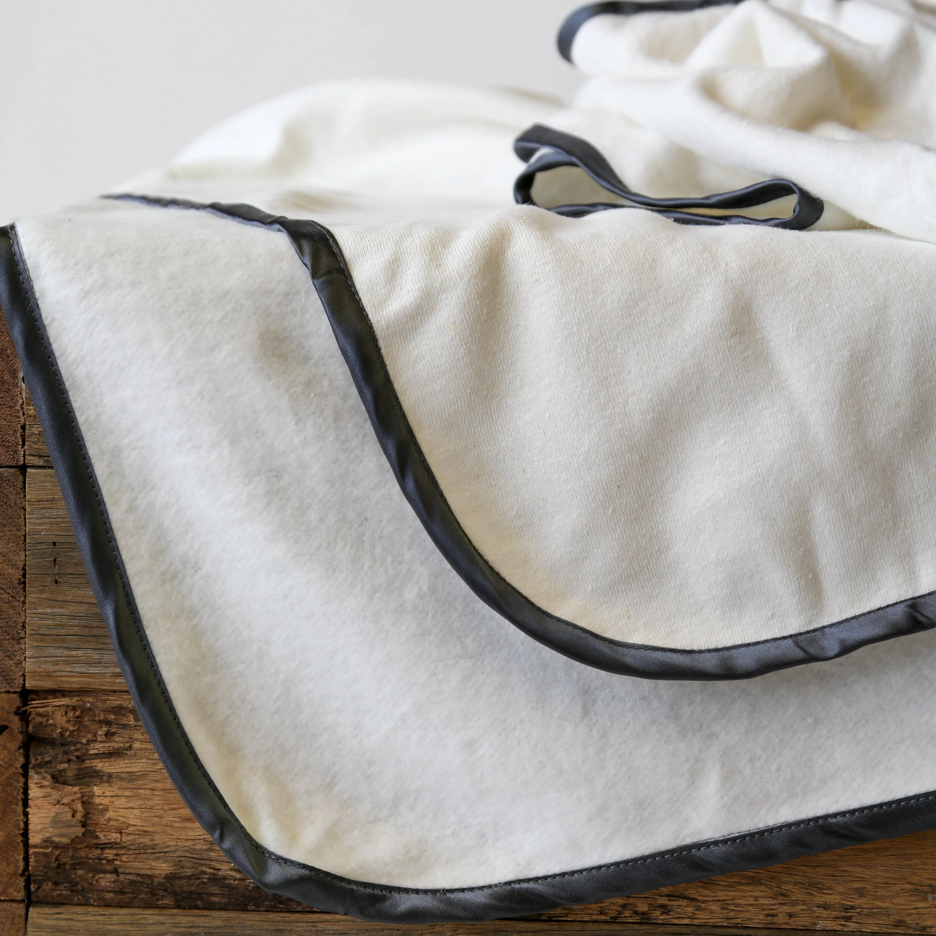 Bubba Hemp Fleecy Blanket