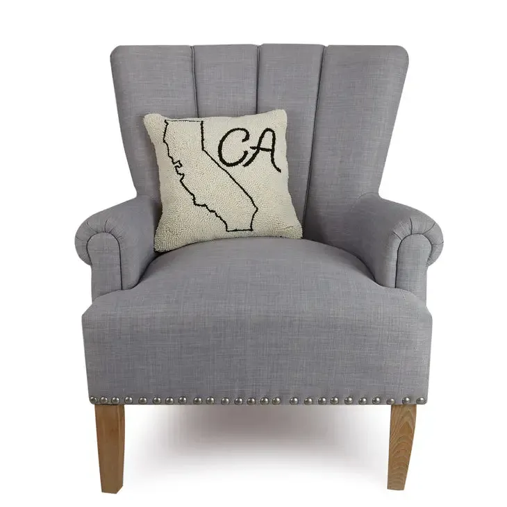 CALIFORNIA STATE OUTLINE 🖤 Hook Pillow