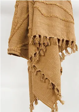CAMEL THROW