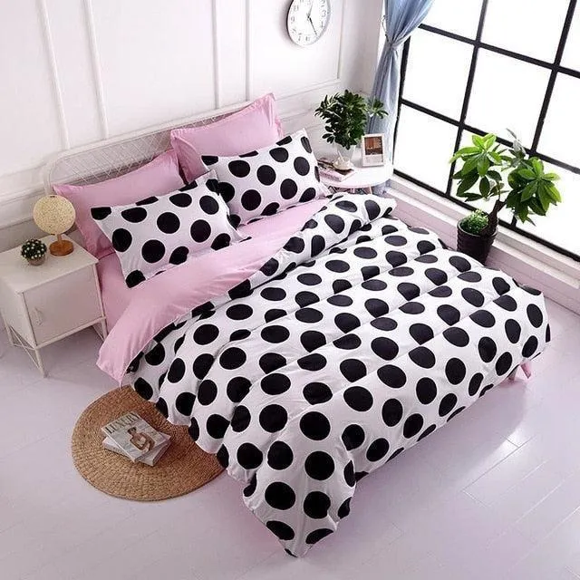 Chic Modern Duvet Cover Set to Transform Your Tween's Bedroom