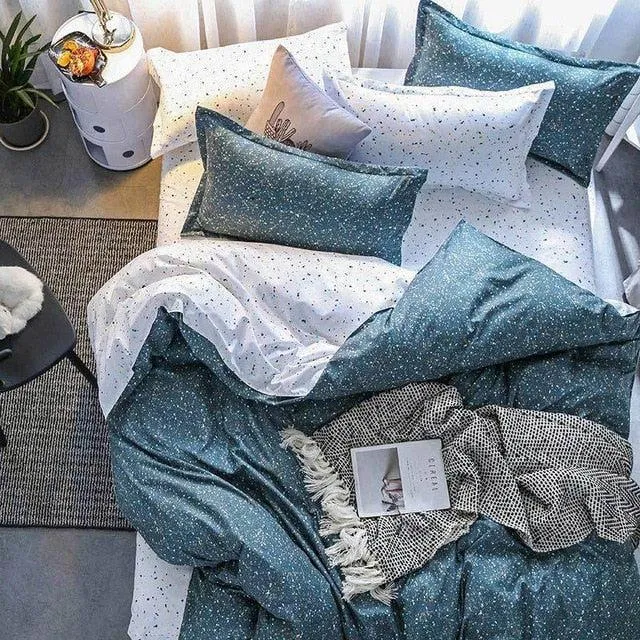 Chic Modern Duvet Cover Set to Transform Your Tween's Bedroom