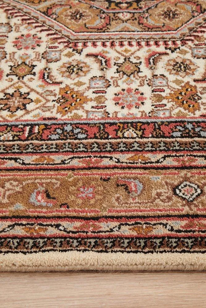 INDIAN HAND KNOTTED WOOL RUG 187X126CM