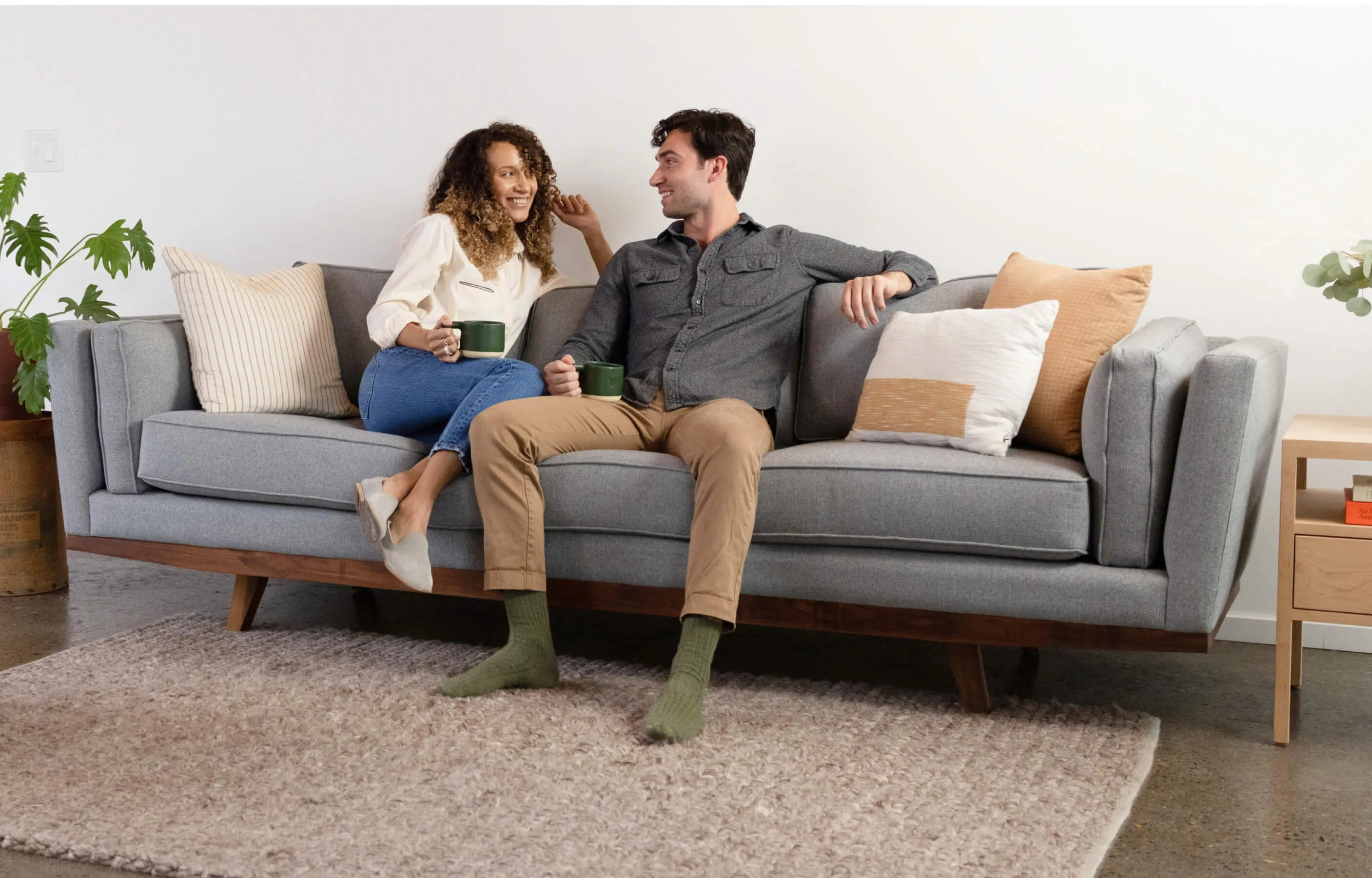 Kirnik Sofa in Natural Latex