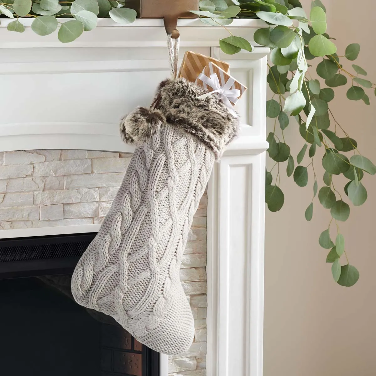 Safavieh Cider Stocking , HOL1006