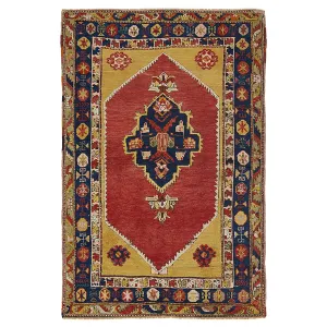 Vintage Traditional Wool Rug - 4'1" x 6'2"