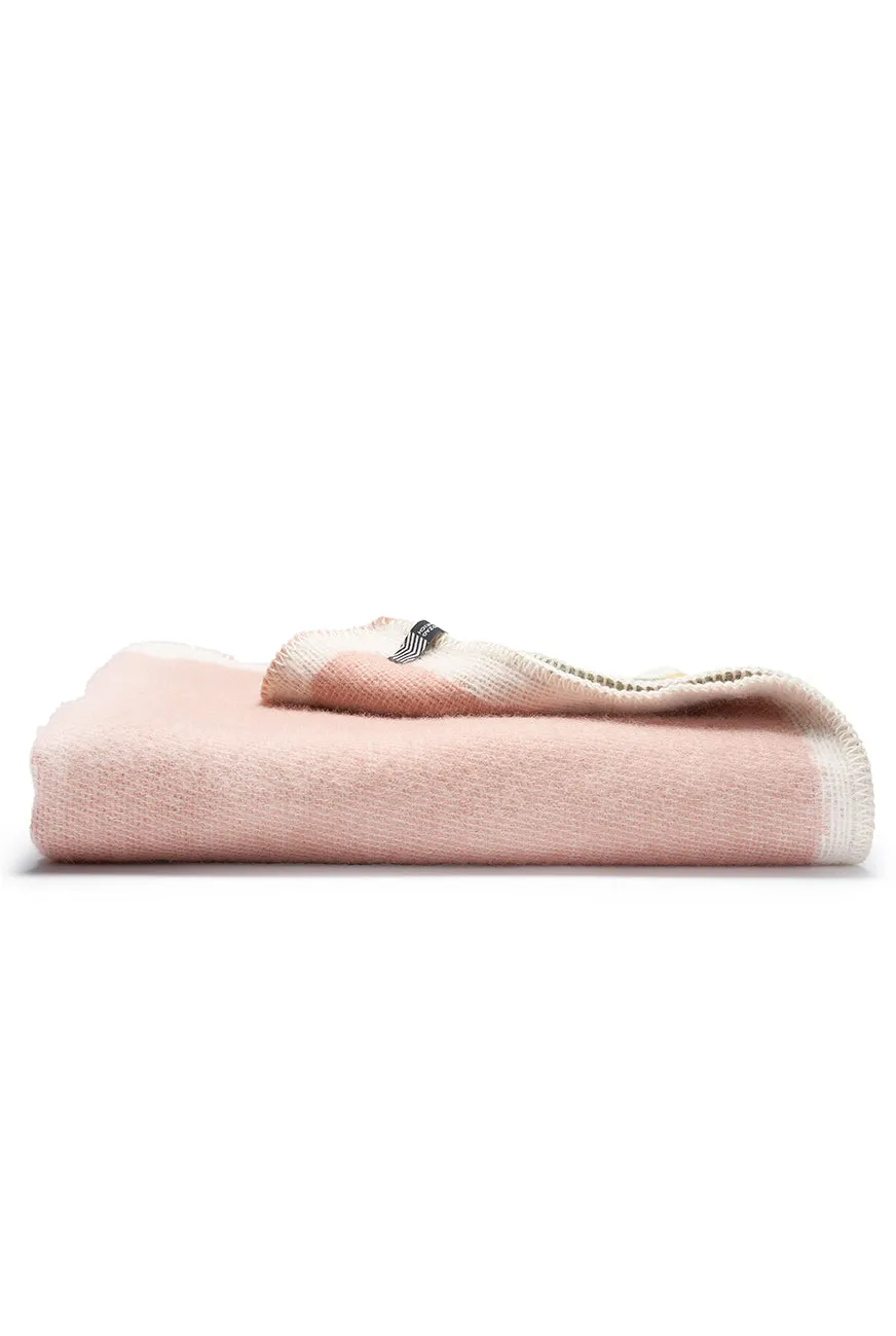 Wool Blanket "Mayen" by Kleopatra Moursela